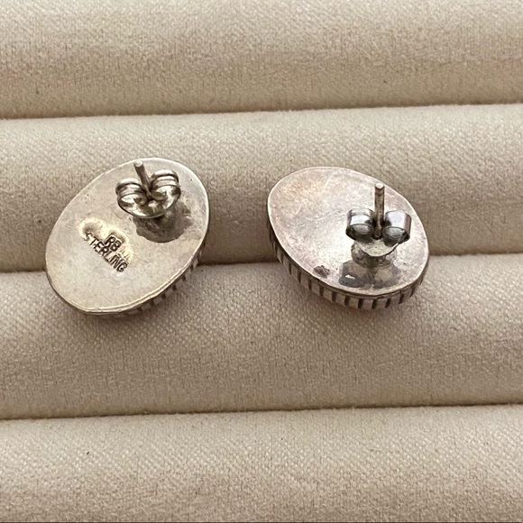 Vintage Sterling Silver Pink Opal Gemstone Stud Earrings - Picture 7 of 9